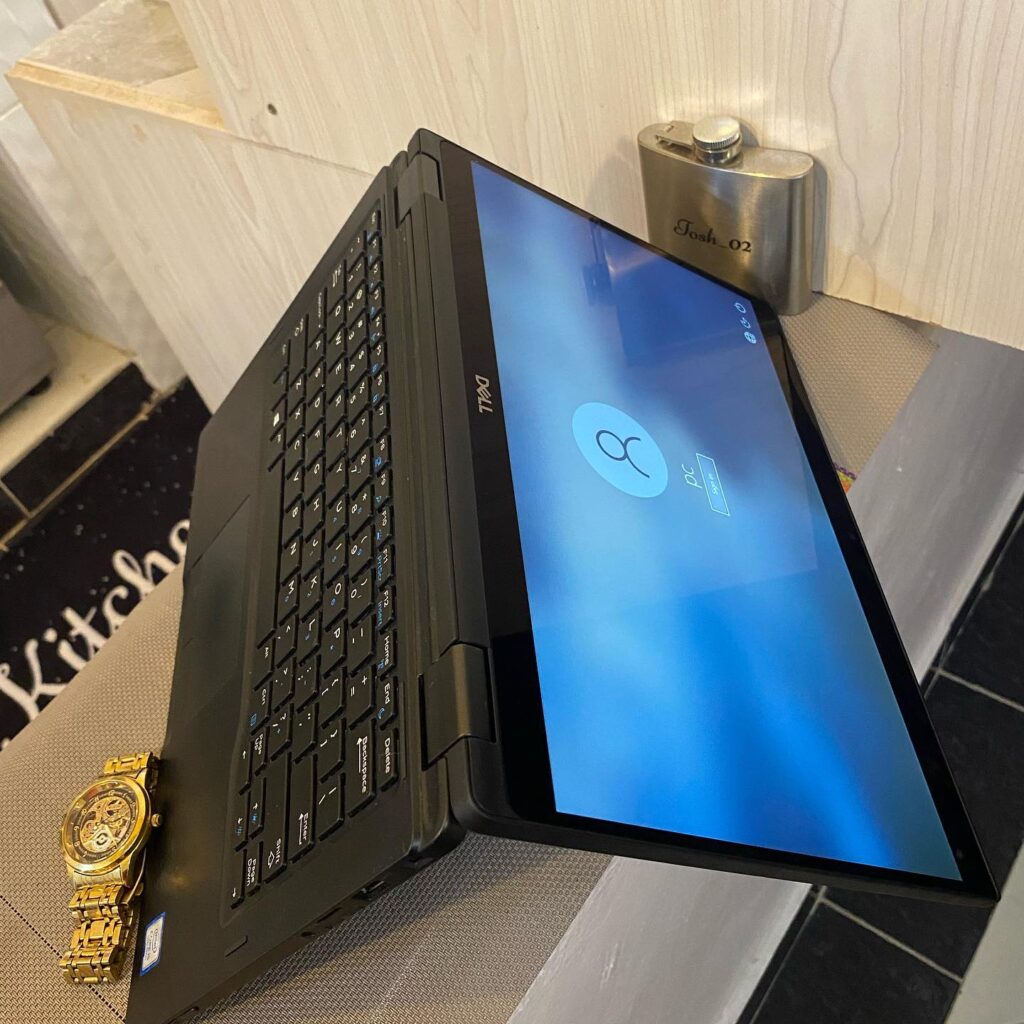 Dell latitude 7390 X 360, 8GB RAM 256GB SSD 5