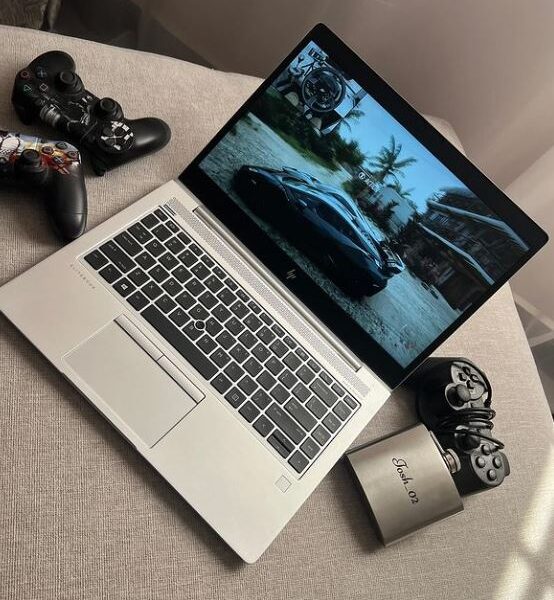 HP EliteBook MT45 Business Laptop