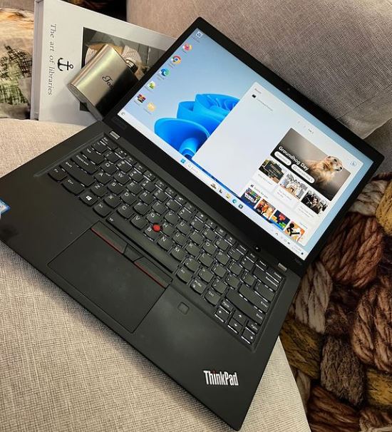 Lenovo ThinkPad T490s Core-i7 32GB 256GB - ノートPC